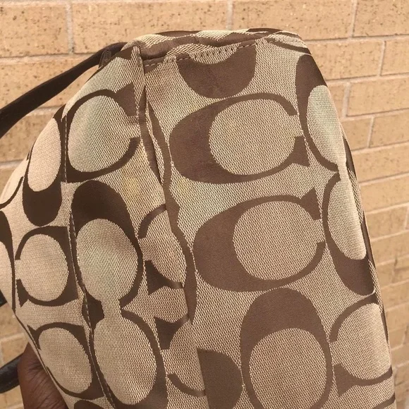 Coach Signature Monogram Brown Backpack Bag Purse Preppy  display picture 2
